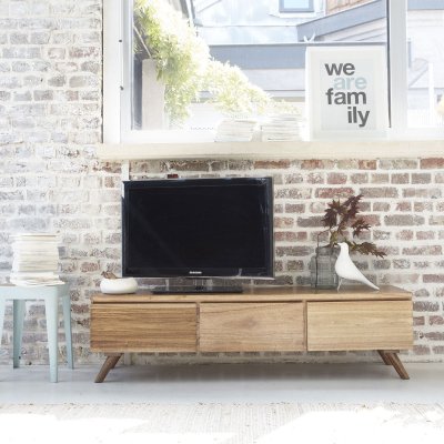 BERAH GETAH Meuble tv en bois de mindy - largeur 150 cm - oslo - 3 portes