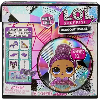 LOL SURPRISE MGA Entertainment Winter Chill Spaces Playset with Doll- Style 2, Poup&eacute;e