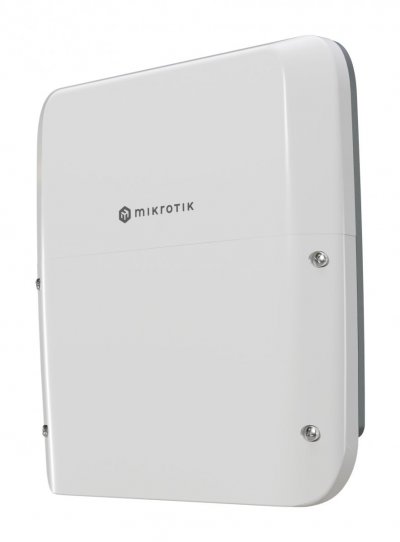 MIKROTIK  RB5009UPr+S+OUT Routeur connect&eacute; 2.5 Gigabit RB5009UPR+S+OUT