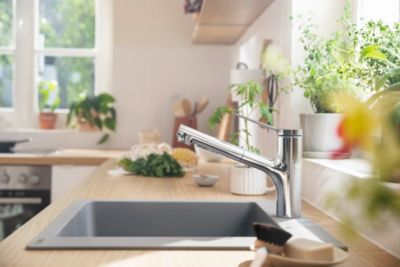 HANSGROHE Mitigeur de cuisine avec douchette extractible chrom&eacute;  Zesis M33 H. 219mm