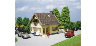 FALLER Mod&eacute;lisme Ho : Maison Familiale-