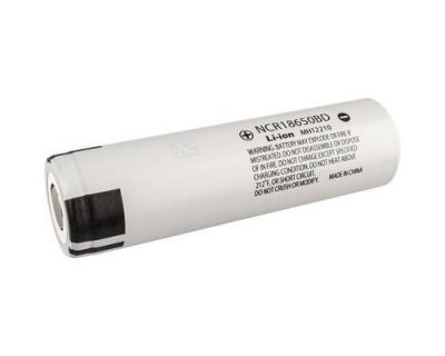 PANASONIC NCR18650BD Pile rechargeable sp&eacute;ciale 18650 &agrave; t&ecirc;te plate Li-Ion 3.6 v 3200 mAh - 