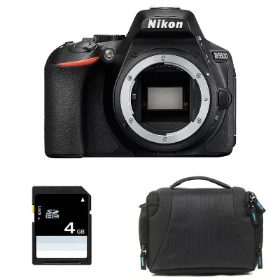 NIKON  appareil photo reflex d5600 nu + sac + sd 4go 