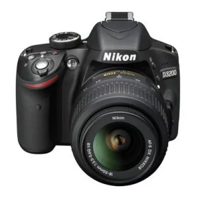 NIKON  D3200 KIT + AF-S DX 18-55 VR II noir