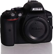 NIKON  D5300 noir - comme neuf
