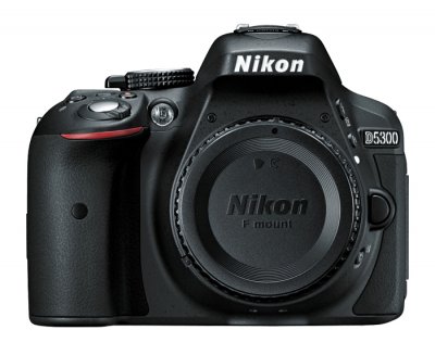 NIKON  D5300 noir - comme neuf