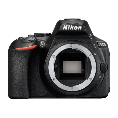 NIKON  D5600 noir
