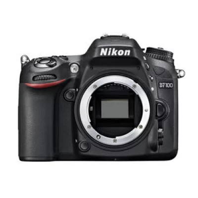 NIKON  D7100 noir