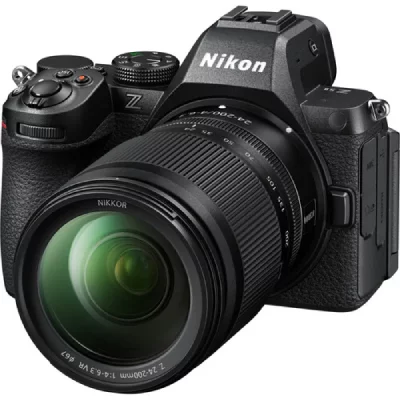 NIKON  Z5 II + Z 24-200mm f/4-6.3 S Garanti 3 ans 