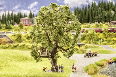 NOCH  21765 arbre avec cabane h0 hauteur (max.) 150 mm