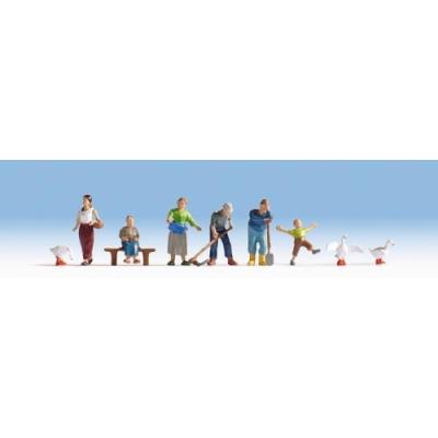 NOCH  - 45629 - mod&eacute;lisme - mat&eacute;riaux de surface - fermiers - 6 figurines + 3 animaux + accessoires