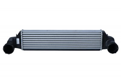 NRF  Intercooler (&eacute;changeur d'air) 30165A BMW S&eacute;rie 3
