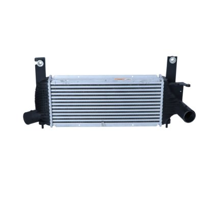 NRF  Intercooler (&eacute;changeur d'air) 30527 NISSAN NAVARA