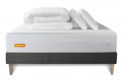 SEPTNUITS Pack Matelas et sommier gris Memo Bio Mousse plus Couette et 2 oreillers