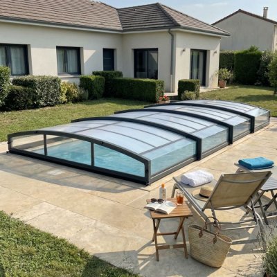 PALRAM  &ndash; Canopia   Abri piscine t&eacute;l&eacute;scopique Majorca 8x4
