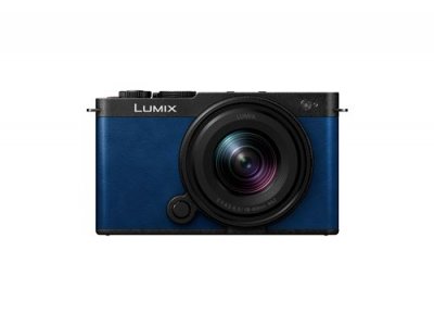 PANASONIC  Lumix S9 + 18-40mm f/4.5-6.3 Bleu