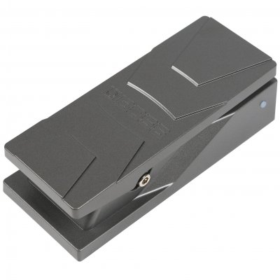 BOSS P&eacute;dale Wah-Wah PW-3 , un design compact pour des sons professionnels