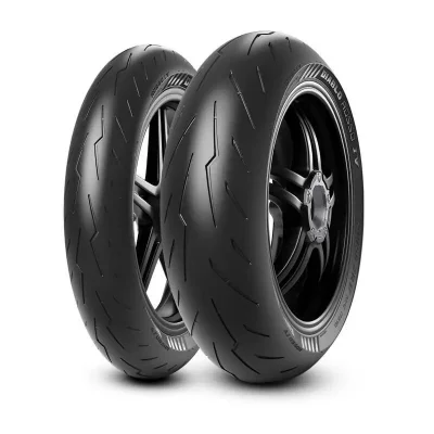 PIRELLI  Diablo Rosso IV ( 140/70 R17 TL 66H roue arri&egrave;re, M/C )