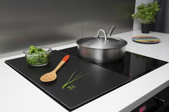 PEBBLY Planche de protection pour plaque de cuisson 50 x 28 cm 