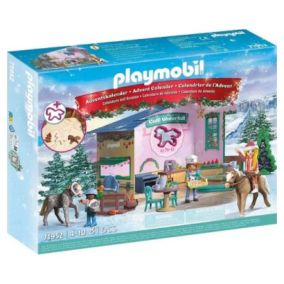 Playmobil Christmas Baking at The Riding Caf&eacute;