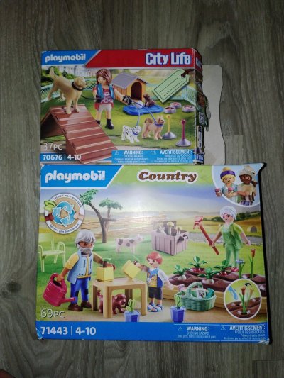 Playmobil City Life 70676 Set cadeau Educatrice et chiens 