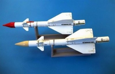 PLUSMODEL Plus Model Missile russe R-98MR- 1/48 - Accessoire