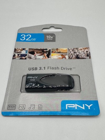 PNY  Attach&eacute; 4 - Cl&eacute; USB - 32 Go - USB 3.1