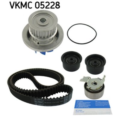SKF Pompe &agrave; eau + kit de courroie de distribution  VKMC 05228