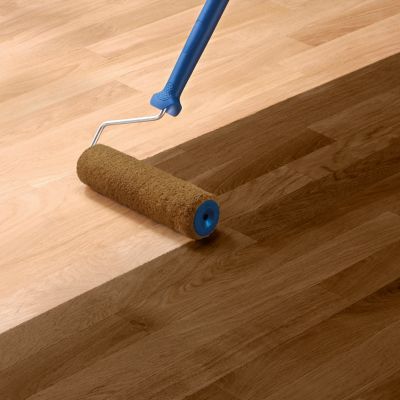 V33 Pr&eacute;paration parquets sous-couche & teinte - Ch&ecirc;ne fonc&eacute; 0,75 l
