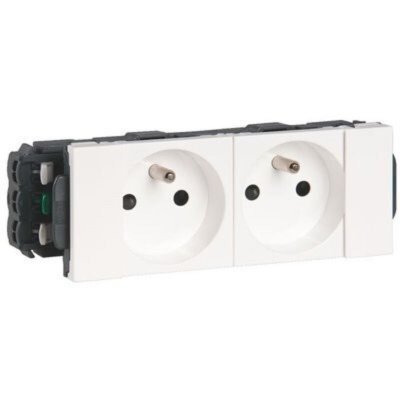 LEGRAND Prise pour goulotte clippage direct  mosaic - 2x2p+t - 4 mod - blanc