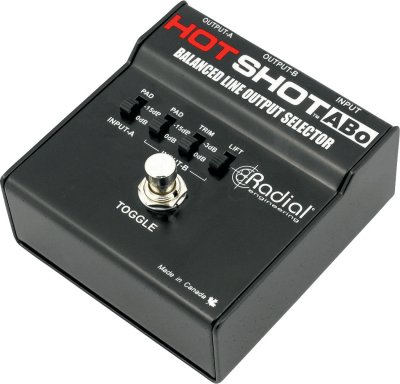 RADIAL  HotShot ABo footswitch s&eacute;lecteur A/B 1 entr&eacute;e XLR - 2 sorties