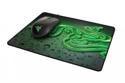 RAZER  Souris Abyssus - Tapis Goliathius
