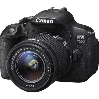 CANON Reflex  EOS 700D + Obj.  EF-S IS STM 18 - 55 mm f/3.5 - 5.6