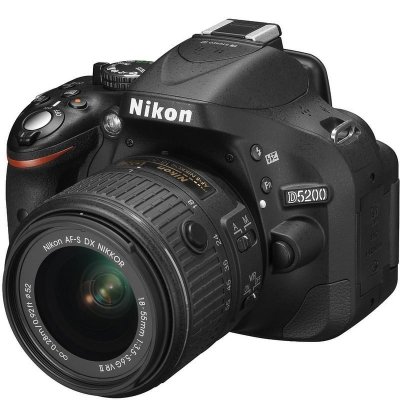 NIKON Reflex  D5200 noir + Objectif AF-S VR DX 18-55 mm - Neuf