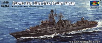  Russischer Kreuzer Varyag Der Slava Class- 1:700e - Trumpeter