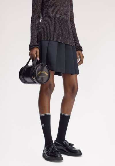 FRED PERRY Sac de voyage  TONAL CLASSIC MINI BARREL BAG