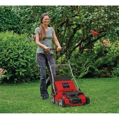 EINHELL Scarificateur-a&eacute;rateur &eacute;lectrique GE-SA 1435/1 - 1 400 W