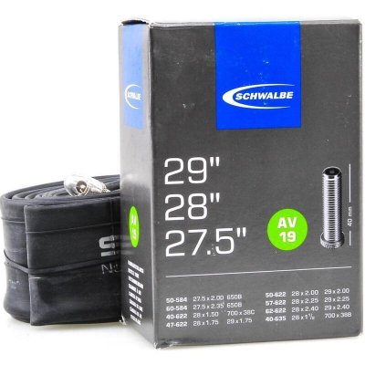 SCHWALBE  Chambre &agrave; air 700X38-45C (28X1.5-2.35) Valve Schrader Noir