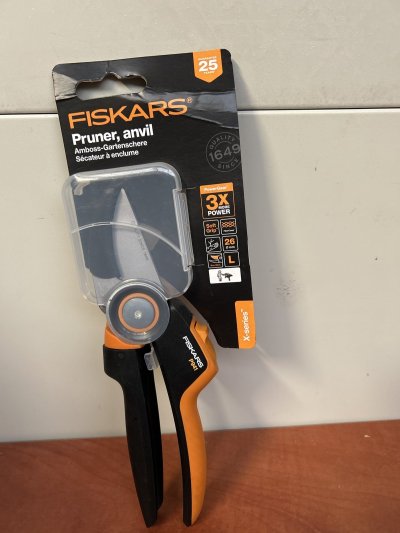 FISKARS S&eacute;cateur &agrave; Enclume, X-series PowerGear, P941, Avec Poign&eacute;e Tournante
