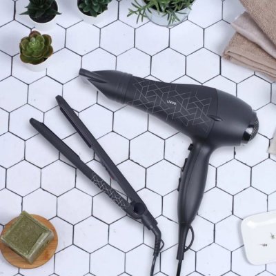 LIVOO Set de coiffure s&egrave;che-cheveux lisseur  dos170