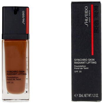 SHISEIDO  Syncho Skin Radiant Lifting Fond de Teint SPF 30 30 ml 550