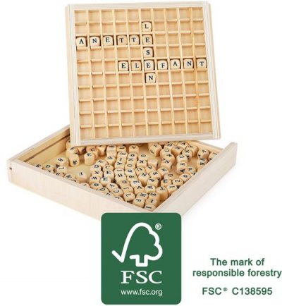 SMALL FOOT  Les mots &eacute;duquer font un jeu de soci&eacute;t&eacute;