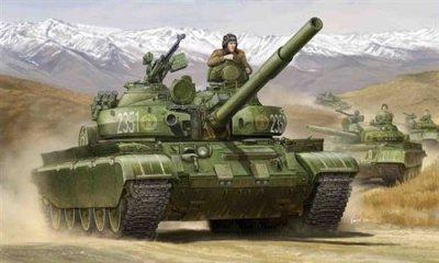 TRUMPETER Soviet Armed Forces T-62 BDD Main Battle Tank Mod.1984 (Plastic Model)