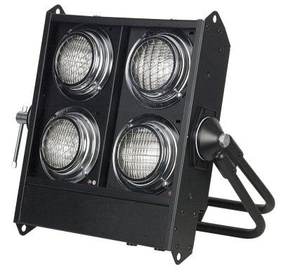 SHOWTEC Stage Blinder 4 DMX Black Bulb 120V 650W DWE