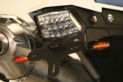 R&G Support de plaque d&acute;immatriculation  Racing noir BMW G 650 X Chal