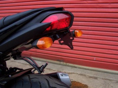 R&G RACING Support de plaque  noir Yamaha FZ8 2010 et FZ1N 2006-10