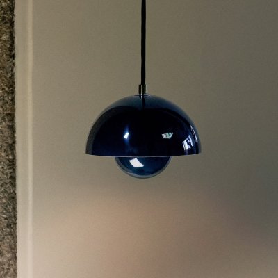 &TRADITION Suspension en acier bleu acier 16cm Flowerpot VP10 - 