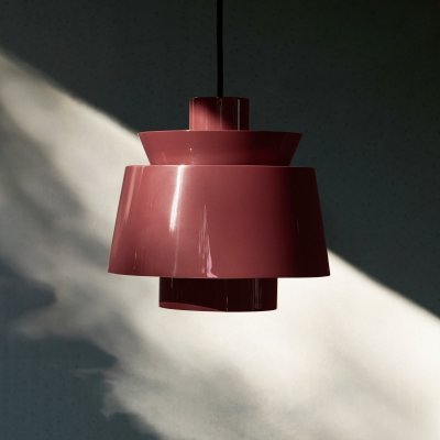 &TRADITION Suspension en acier bordeaux Utzon JU1 - 