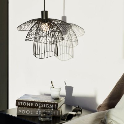 FORESTIER Suspension en m&eacute;tal noir XS Papillon - 