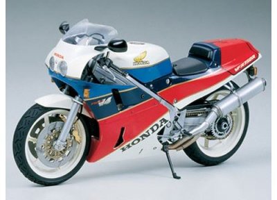 TAMIYA  300014057 Honda VFR 750R 1987 Maquette de moto 1:12